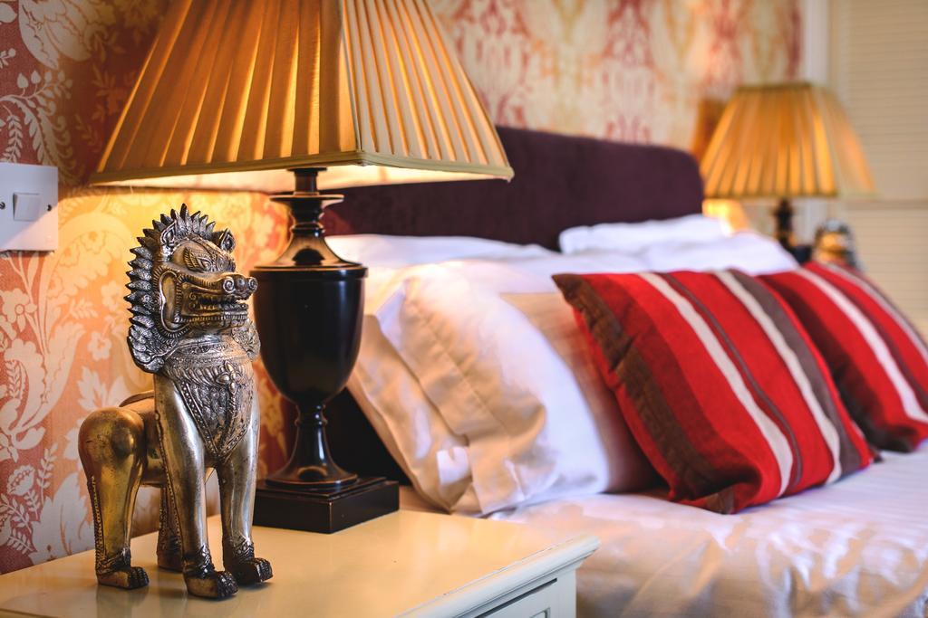 The White House By Bodacious! Guest house Swansea