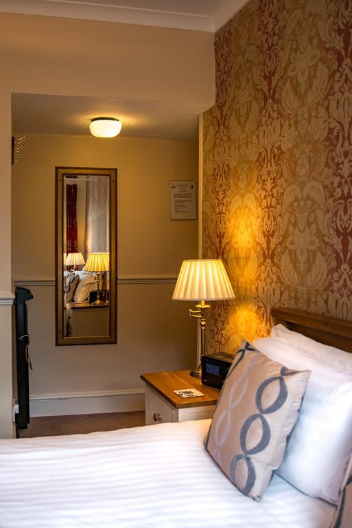 The White House By Bodacious! Guest house Swansea