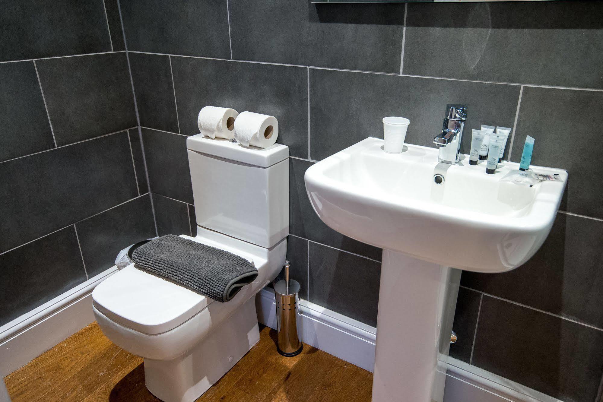 Guest house The White House By Bodacious! Swansea