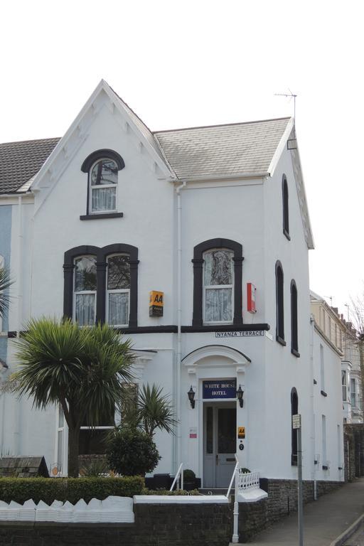The White House By Bodacious! 4* Swansea